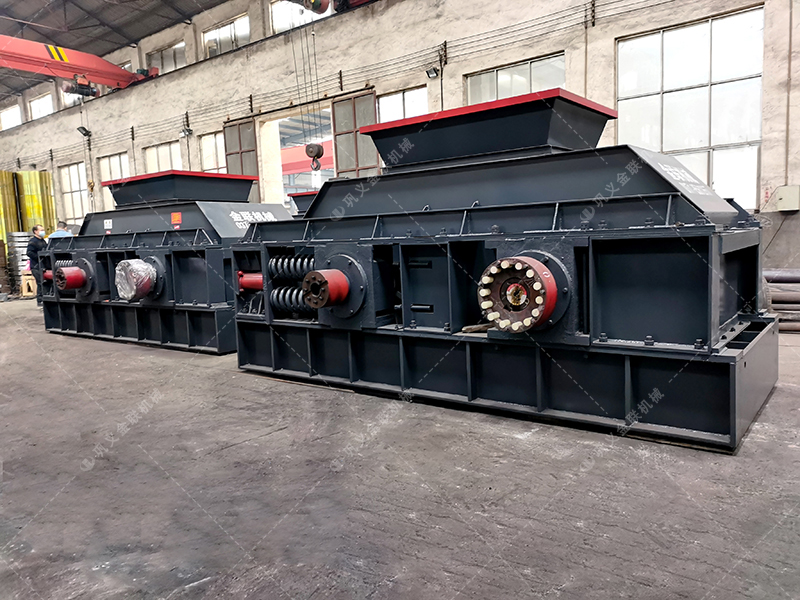 對輥破碎機的輥間距調(diào)如何調(diào)節(jié)？