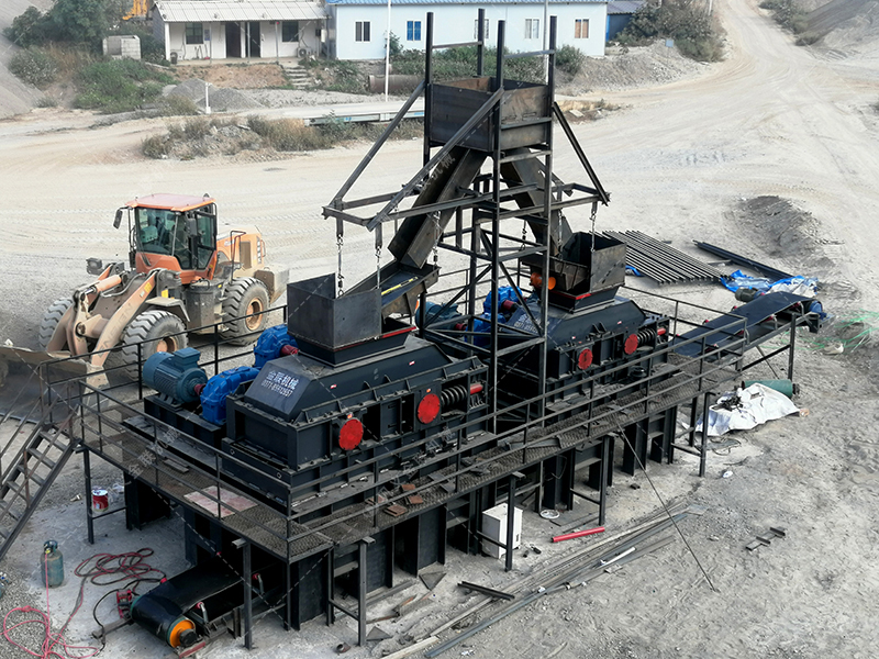 對輥制砂機(jī)優(yōu)缺點(diǎn)有哪些？該如何選擇？廠家為您詳細(xì)分析