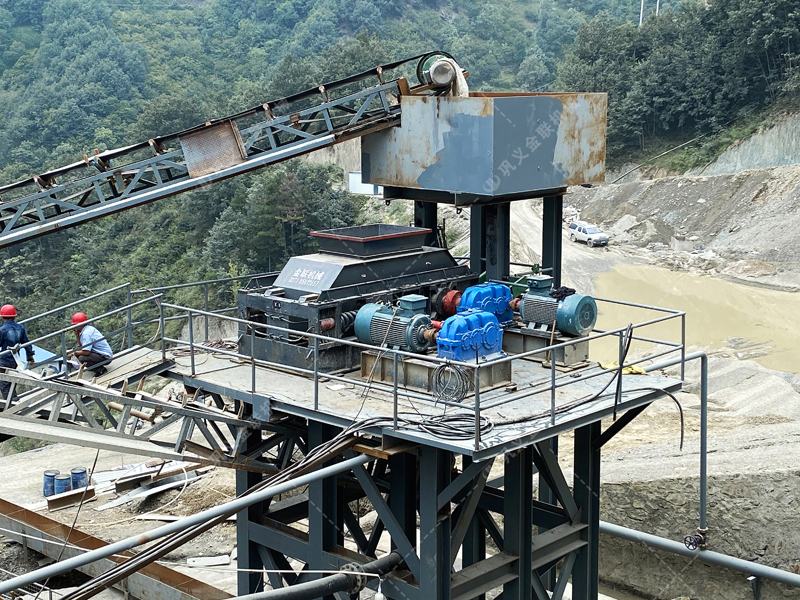 什么是對輥制砂機？工作原理、優勢及應用領域介紹